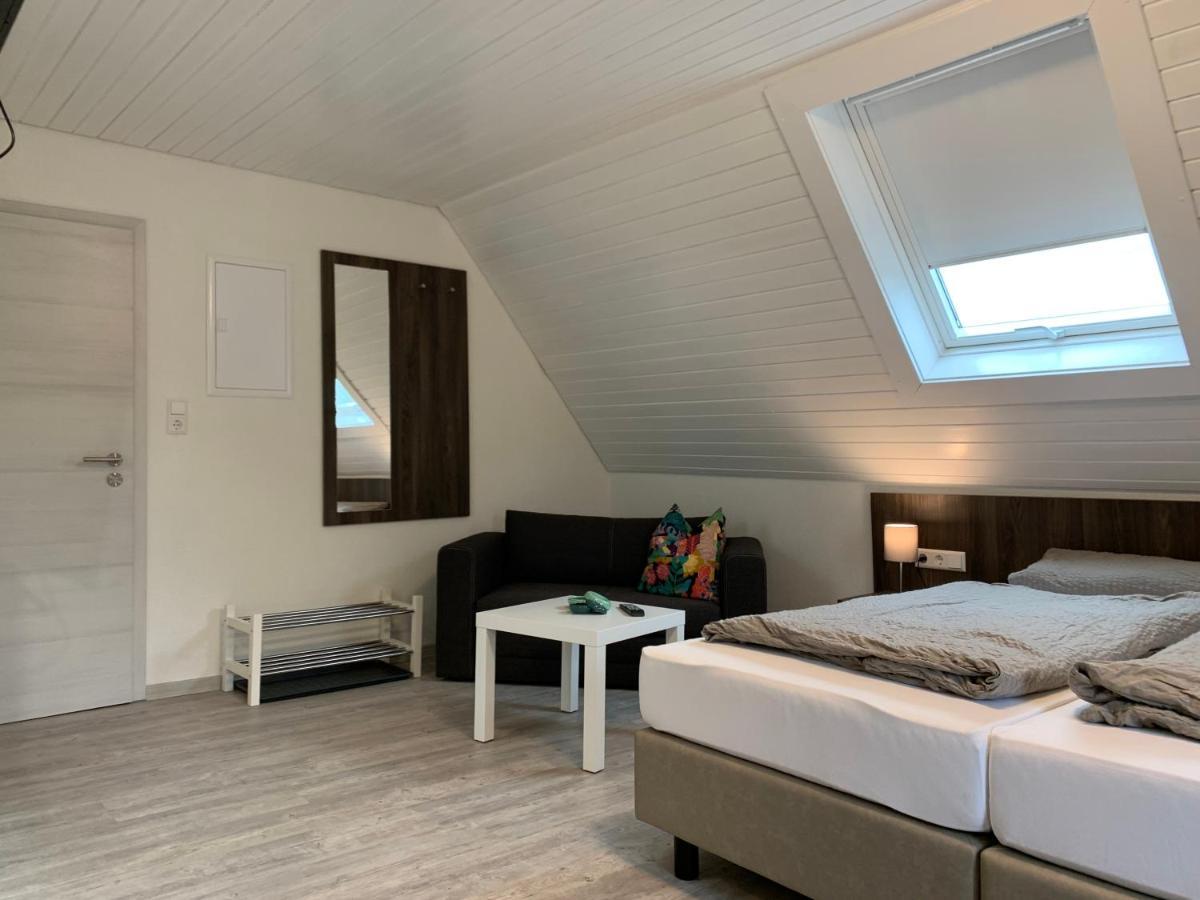 Pension Deckenpfronn Exteriör bild